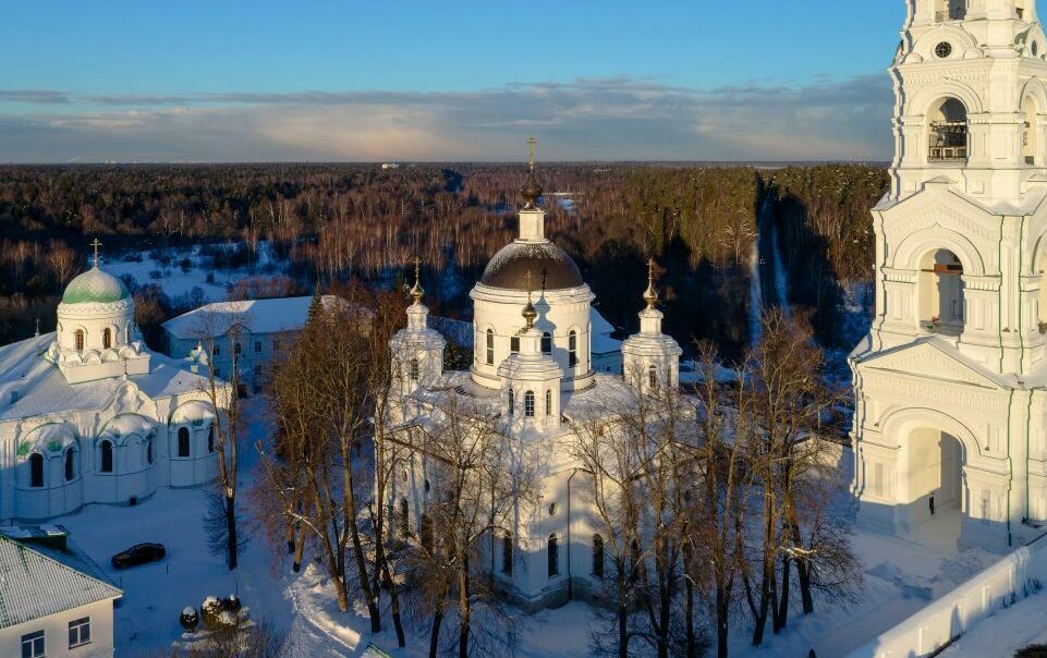 <span style="font-weight: bold;">01.02.2026 Николо-Берлюковская пустынь (экскурсия). Стефано-Махрищский монастырь (экскурсия).</span>