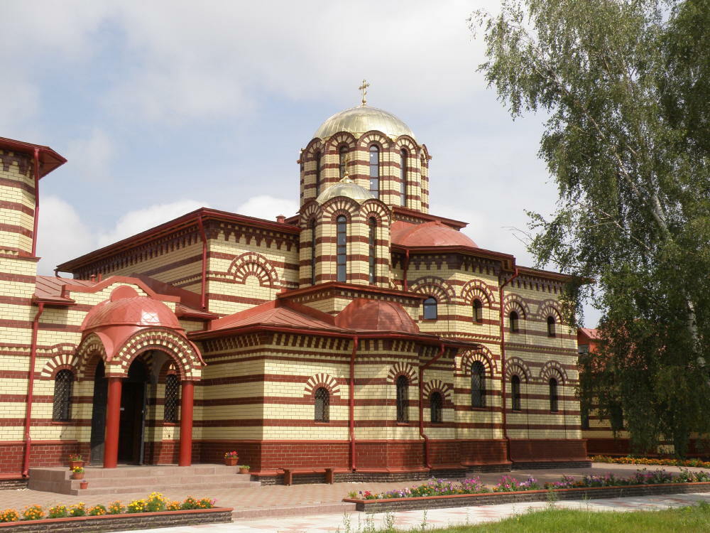 <span style="font-weight: bold;">16.05. Тверь. Вознесенский собор (мощи сщмч. Фаддея). Николо-Малицкий монастырь. Савватиева пустынь (Дмитрий и Ольга Александровна)</span>