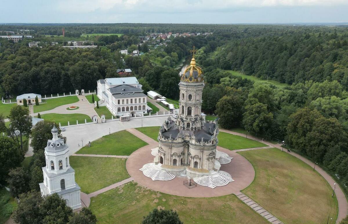 <span style="font-weight: bold;">26.04.2026 Дубровицы. Храм Знамения-жемчужина Подмосковья. Троице-Одигидриевский монастырь.</span>